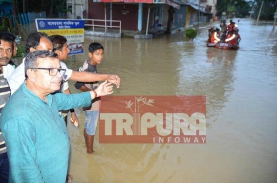 Minister Ratan Lal Nath visits flood affected areas 